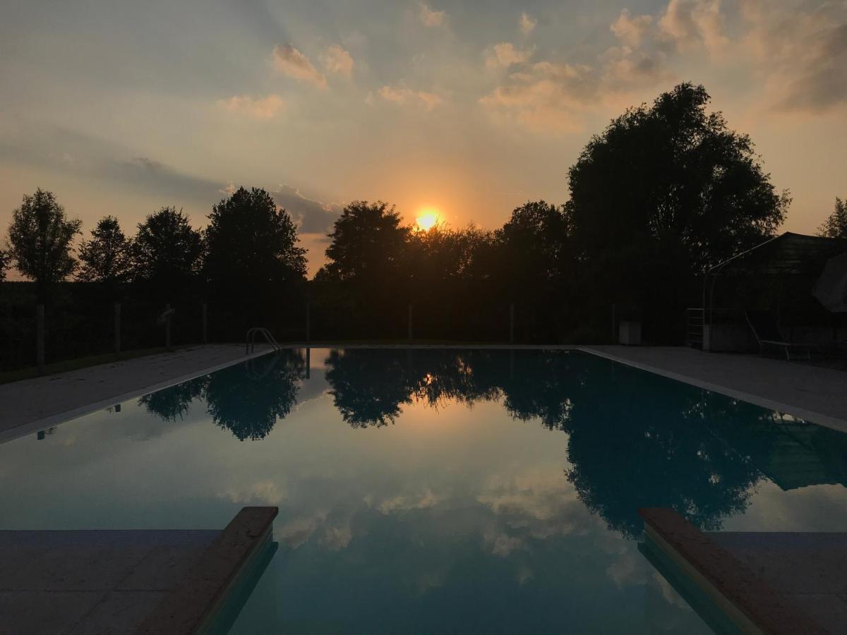 Agriturismo Feliciana Pozzolengo Buitenkant foto