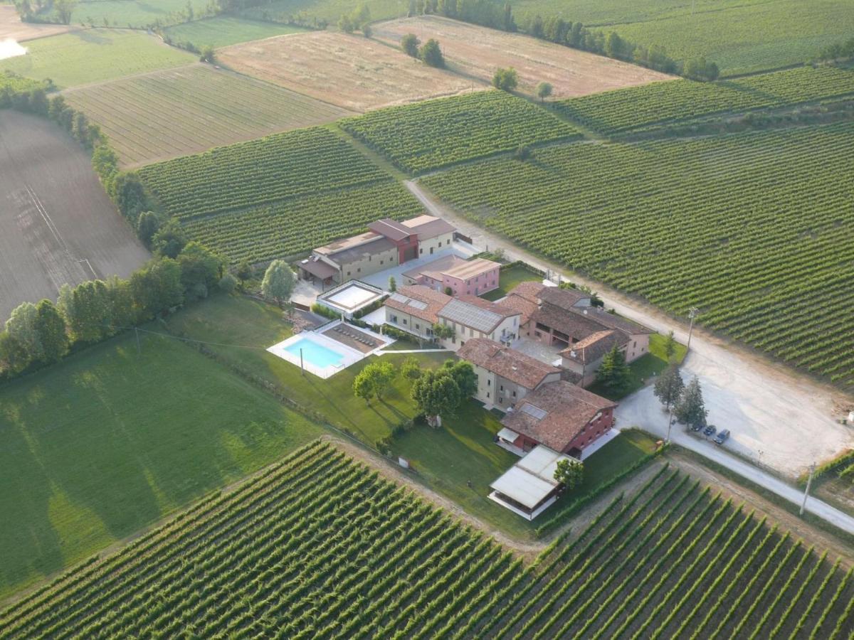 Agriturismo Feliciana Pozzolengo Buitenkant foto