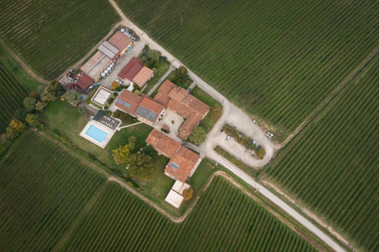 Agriturismo Feliciana Pozzolengo Buitenkant foto